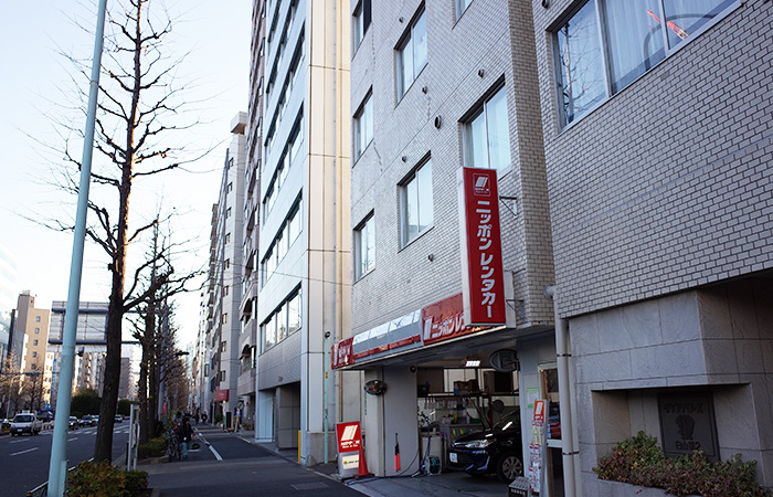 都営三田線白山駅から当クリニックまでの道順 7. 水色の「泉白山ビル」の1Fが当クリニックです。